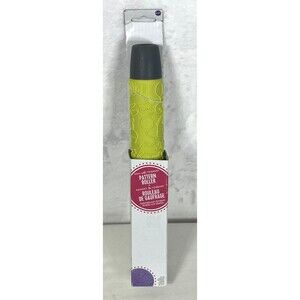 Wilton Roll with Fondant Pattern Roller Balloons Party Cake Ice Cream NEW (open)